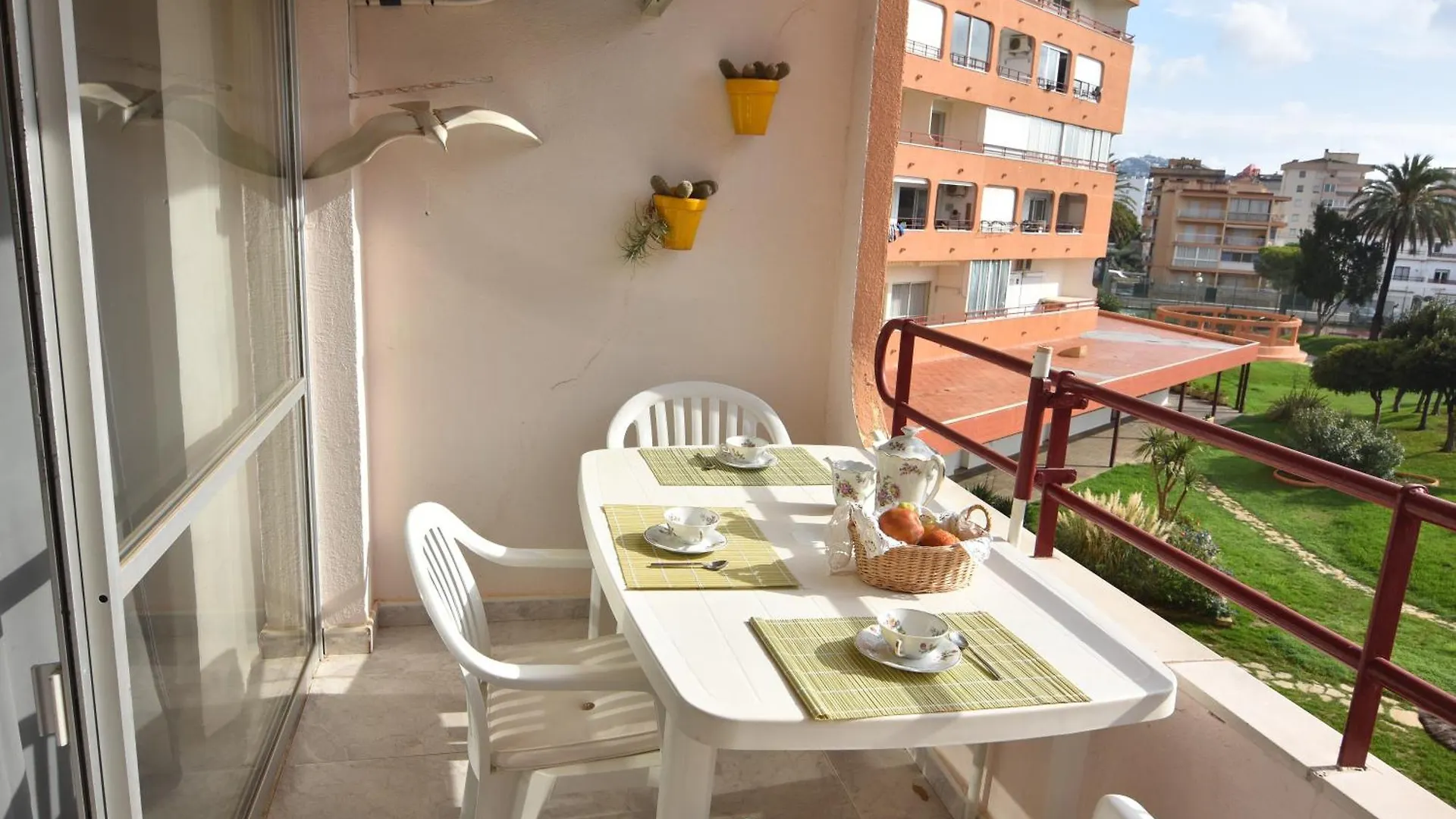 Rnet - 600 Tramuntana 01-23 Apartman Roses 0*,  Spanyolország