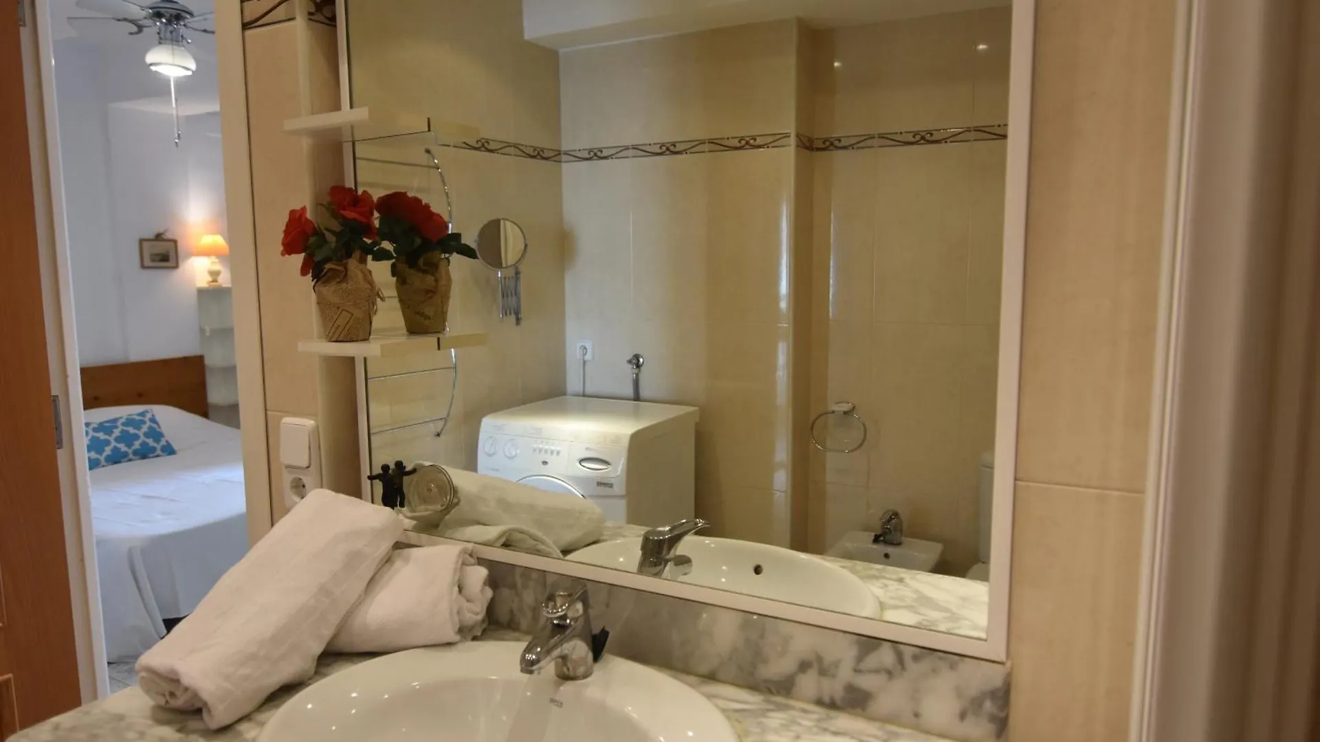 Rnet - 600 Tramuntana 01-23 Apartman Roses