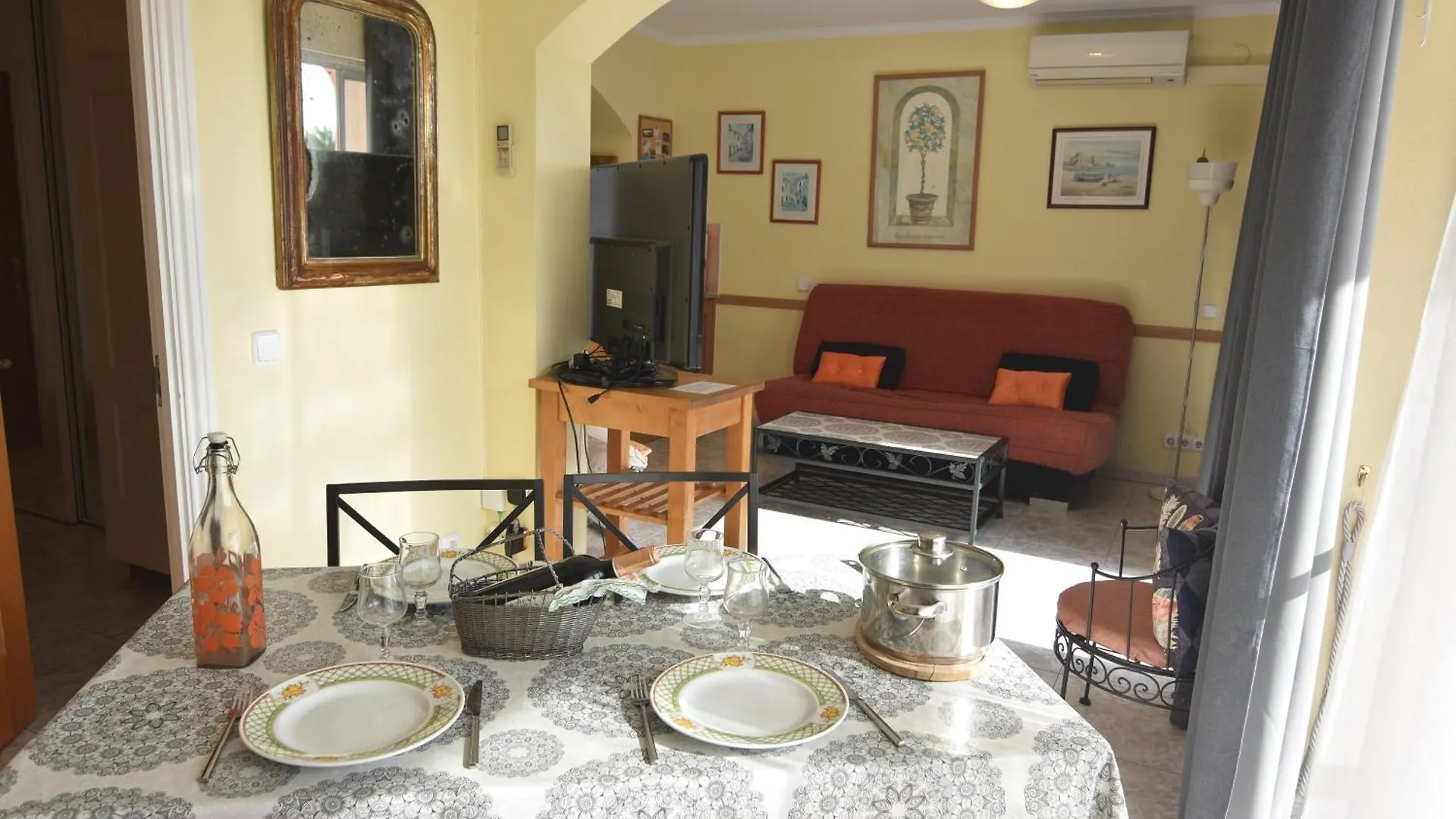 Rnet - 600 Tramuntana 01-23 Apartman Roses Spanyolország